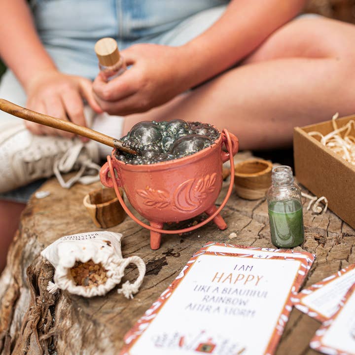 The Little Potion Co - Vente Kit de bricolage – enfant - Aventure Sauvage - Kit de Potion de Pleine Conscience3