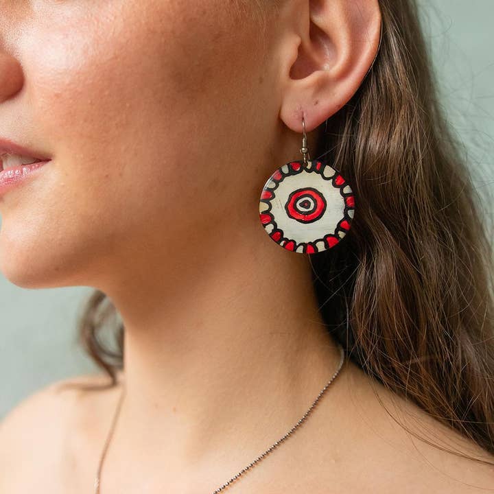 Horn earrings with henna: Red circle for wholesale by Tahoua