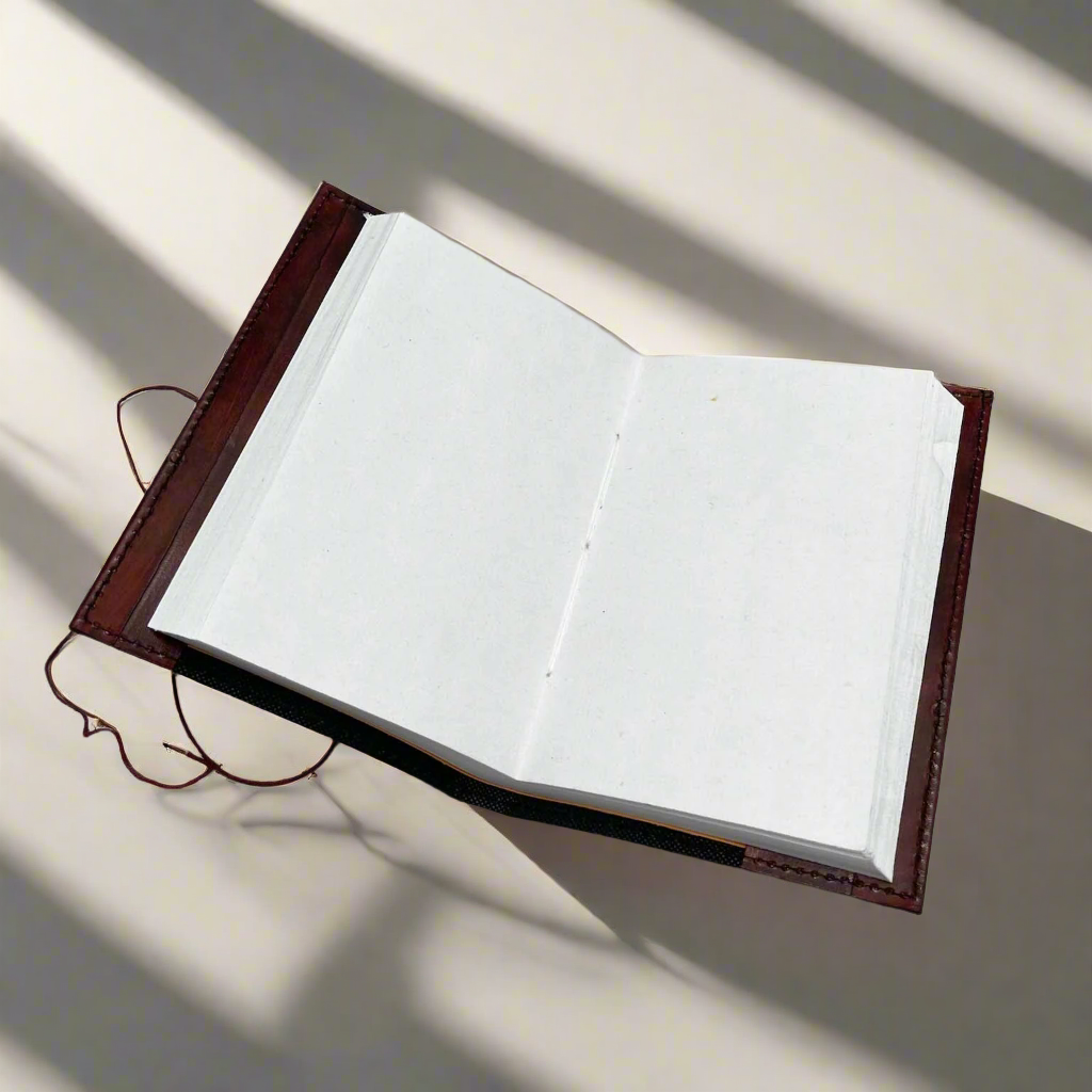 Soothi | Containers Of Creativity - Vente Journal intime - Journal en cuir rechargeable avec éléments de la Terre et véritables pierres précieuses6