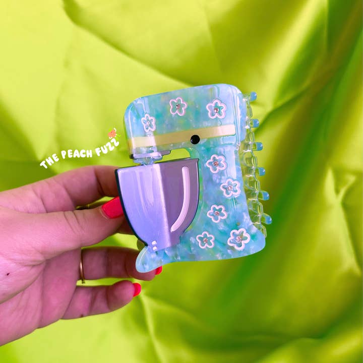 The Peach Fuzz - Wholesale Hair Clip - Women's - Stand Mixer Hair Claw3