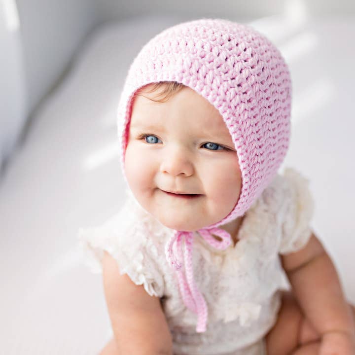 Bonnet pour bébé au crochet, Bonnet pour petite fille, Bonnet au crochet pour bébé pour la vente par Meadoria