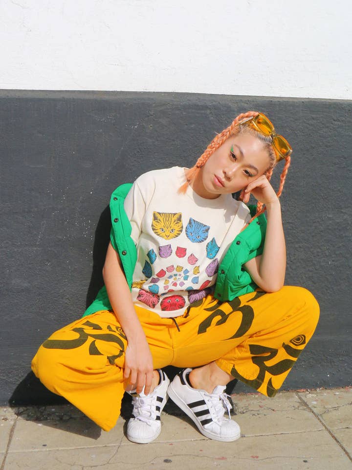 Popkiller - Wholesale Screen Printed T-Shirt - Women's - Spiral Cat Classic T-shirt2