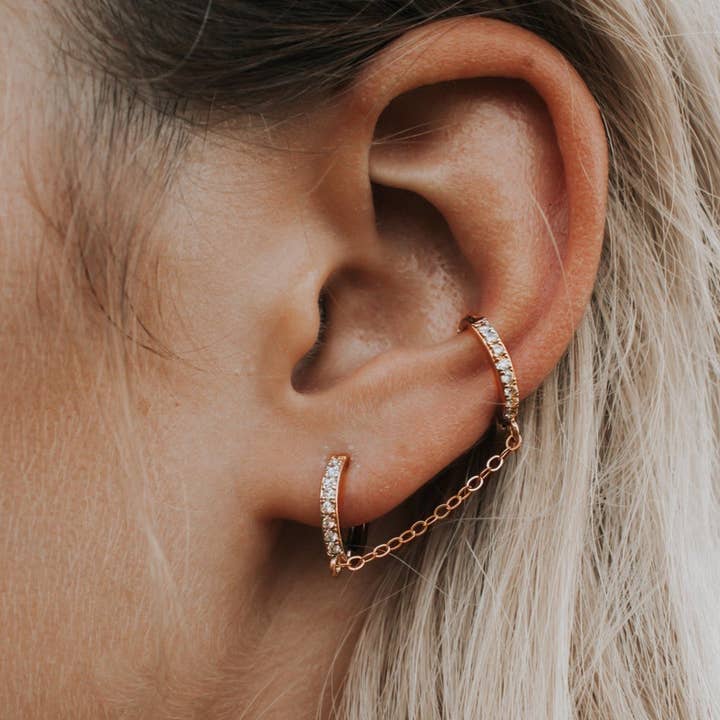 Oorbellen met dubbele piercing - oorbellen met dubbele hoepel voor wholesale door A Worthy Brand