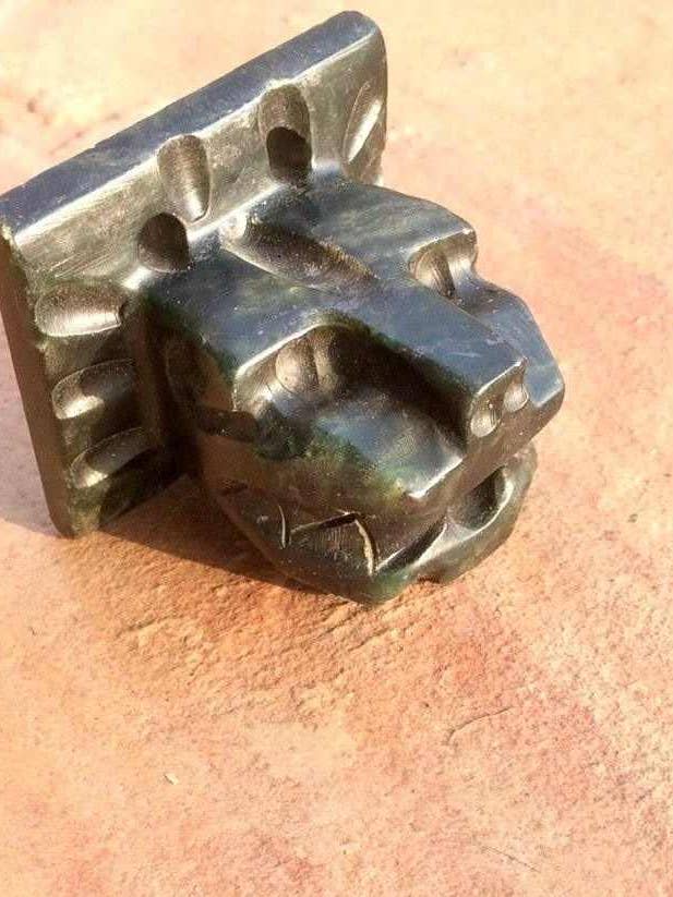 Colgante de serpiente emplumada Quetzalcóatl - Fabricación de joyas - Suministros de joyas Kukulkán de jade guatemalteco mexicano para venta al por mayor de OllinMexica