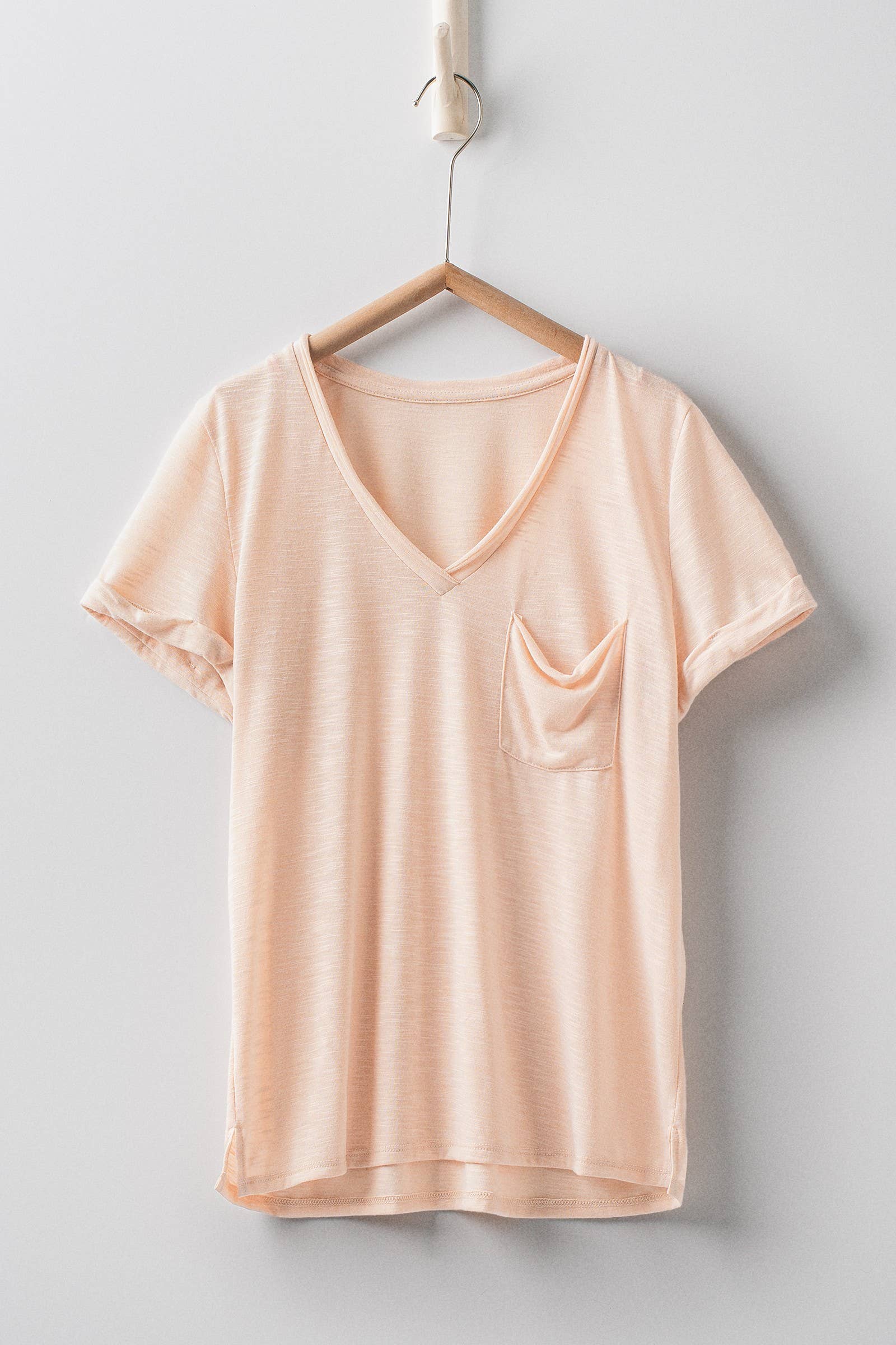 Urban Daizy - Wholesale T-Shirt - Women's - Rolled Sleeve V-Neck Pocket Tee39