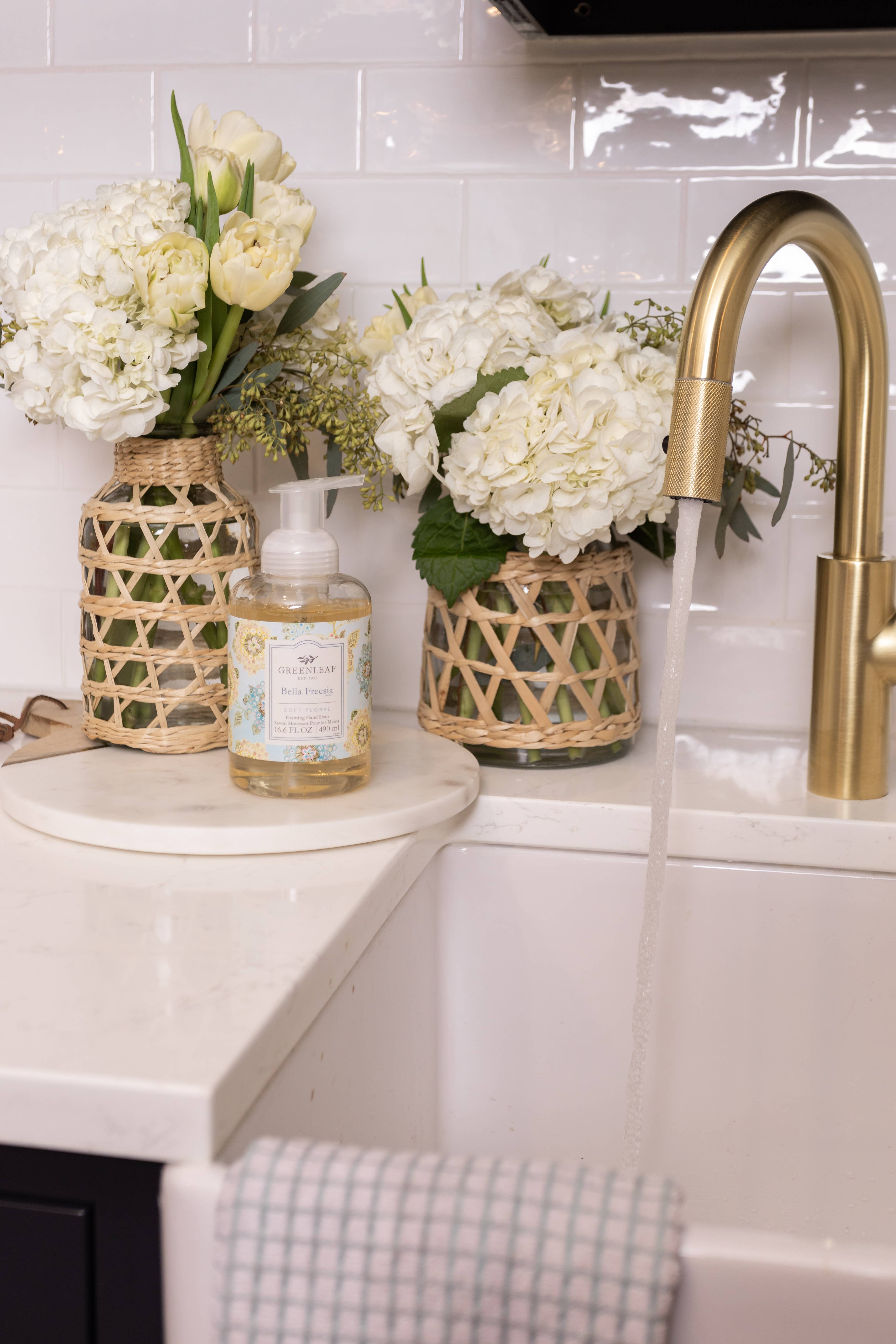 Greenleaf Gifts - Wholesale Hand Soap/Wash - Bella Freesia Foaming Soap 4 Pack1