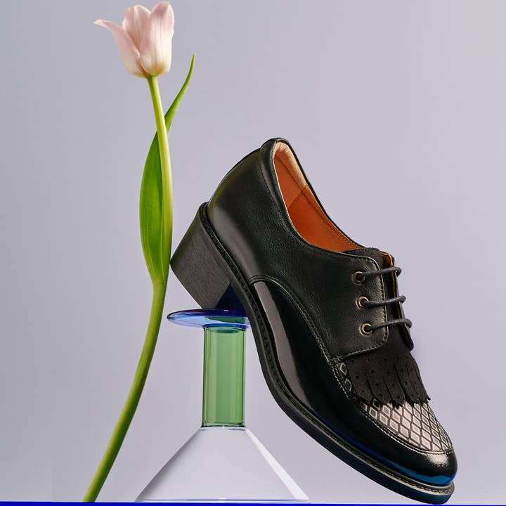 Embassy London – wholesale Oxford shoes – Women′s – Retro Tone - Black & Grey Diamond - Women's leather lace-up with signature kiltie detail1