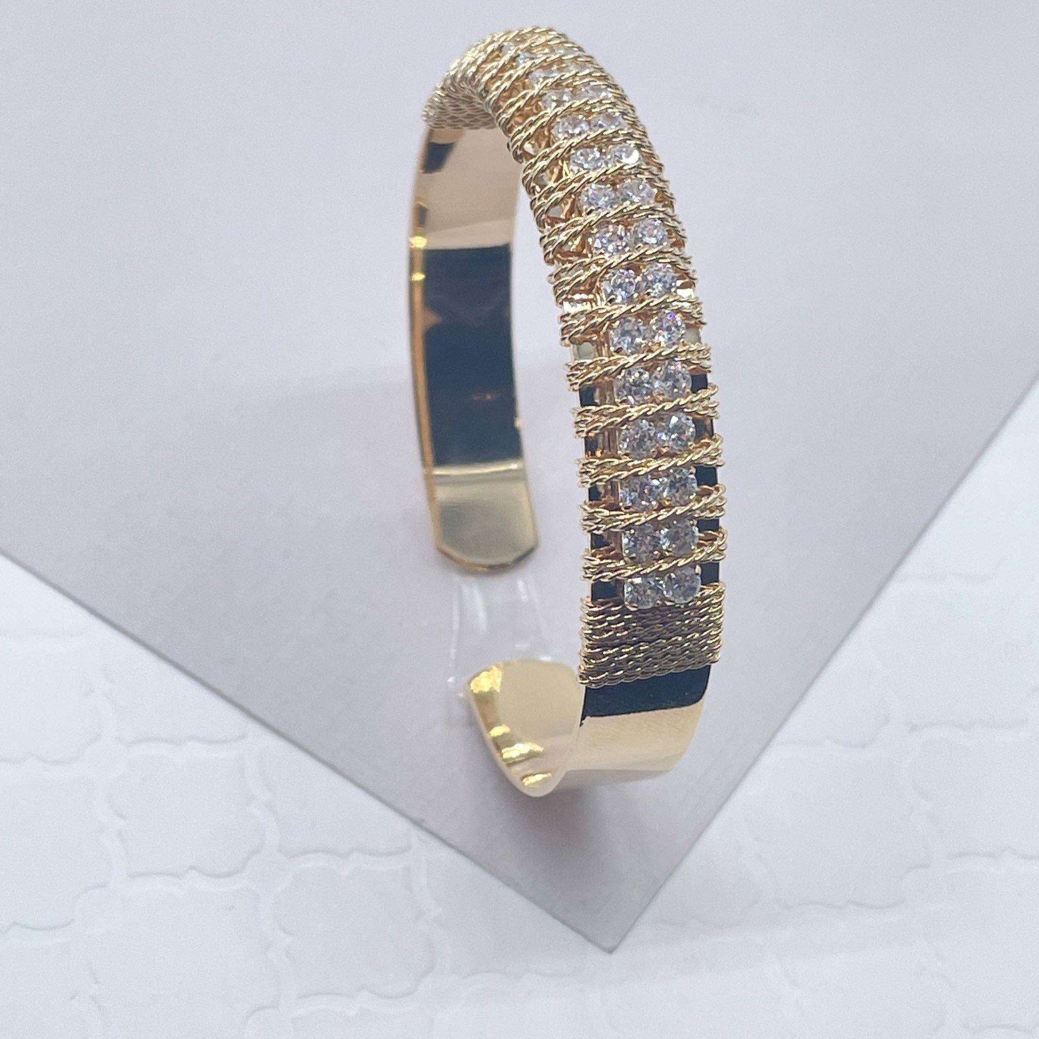Milie – wholesale Manschettarmband – 18k GF Manschettarmband: Tvinnad Tråd & Kubisk Zirkonia1