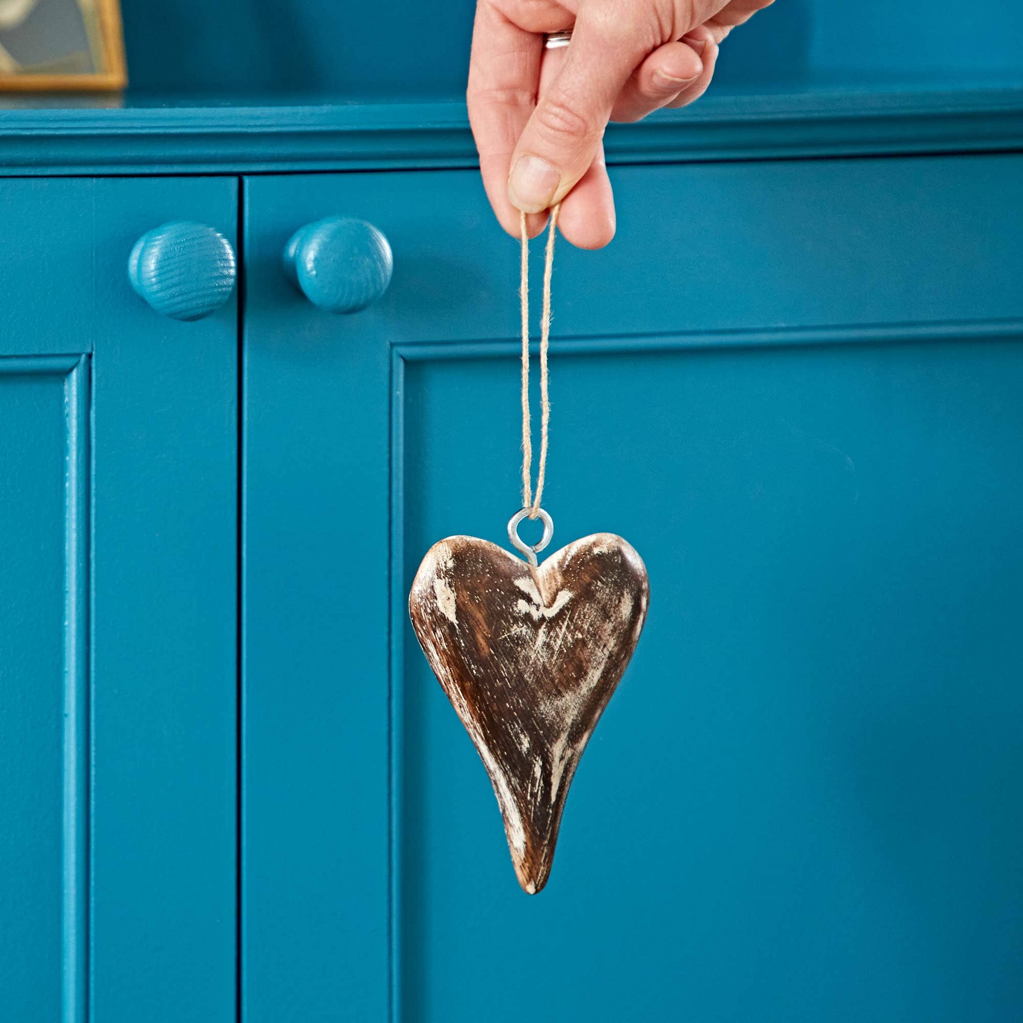 The Paper High Gift Company Limited – wholesale Ornament – Mango Wood Heart and Star Decorations2