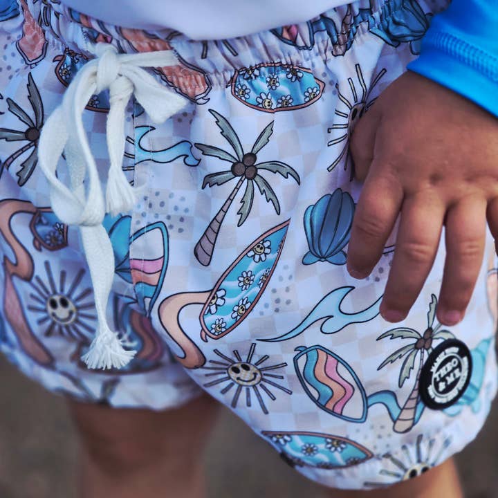 Maillot de bain garçon - Fleurs Planche de surf Coquillage Vagues pour la vente par Rufflеѕ & Bоwtіеѕ - Affordable Boys & Girls Clothing