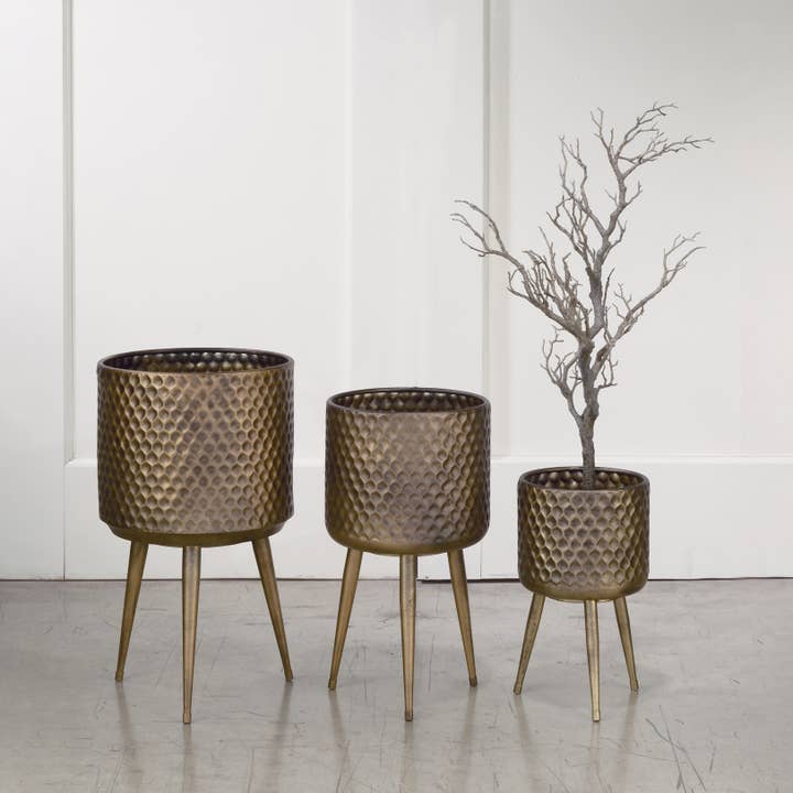 Tripar International - Wholesale Plant Pot Stand - Textured Metal Bins - Set of 31