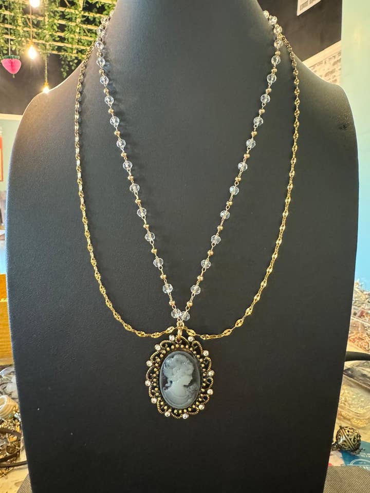 Senhora vitoriana por atacado de BeadnikRow