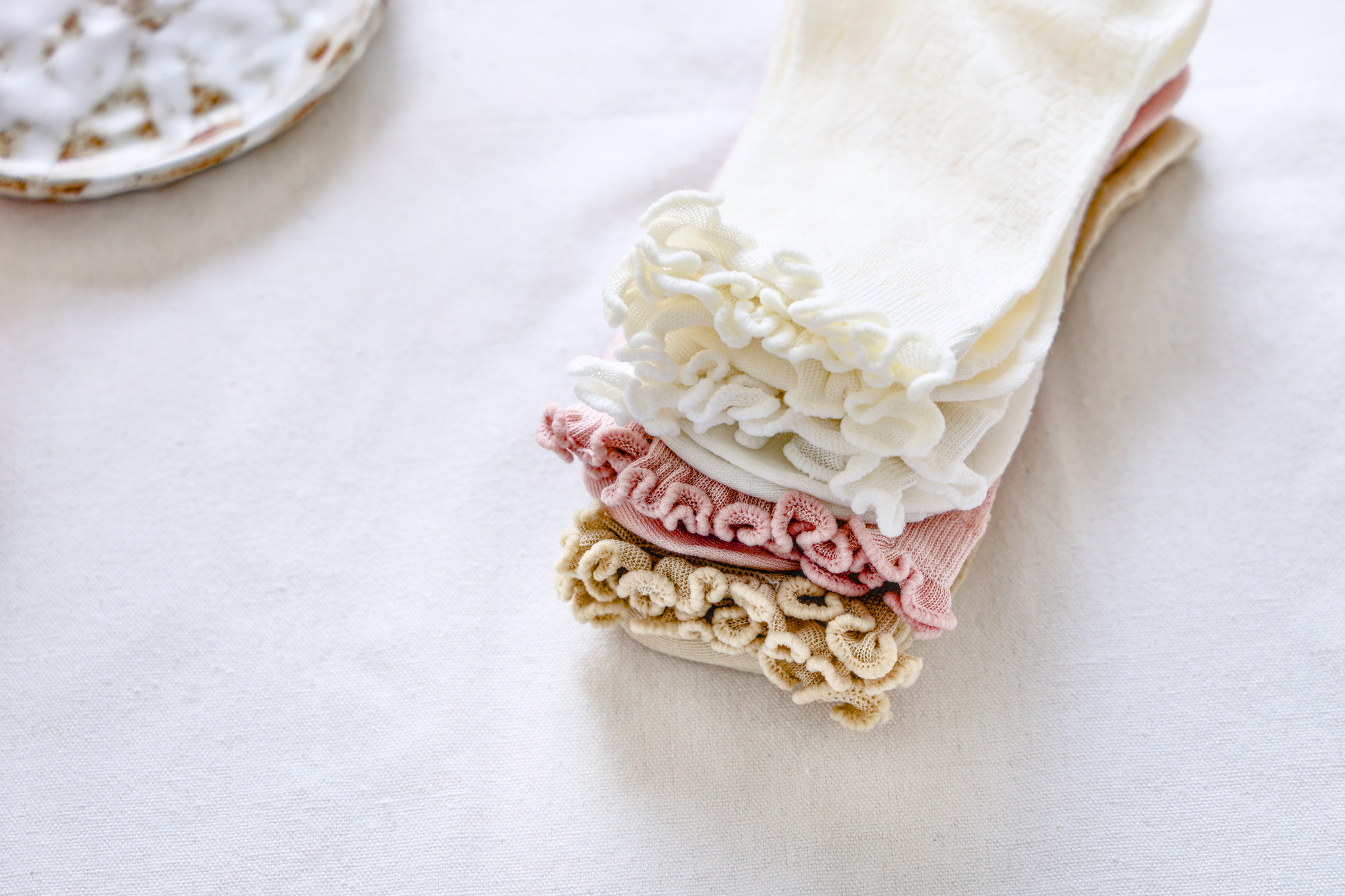 Happy Knits – wholesale Socks – Women's – Women's Ruffle Mesh Cotton Socks - Retro & Breathable13