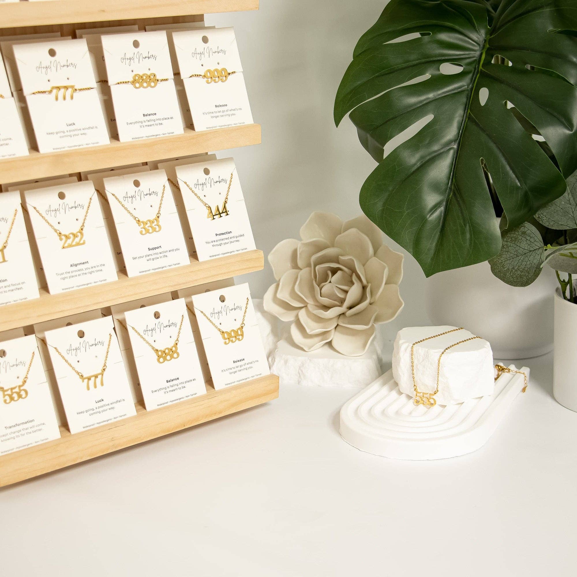 WJW - Venta al por mayor Soportes y estantes de exposición de joyas - Set de exhibición de joyería con números angelicales11
