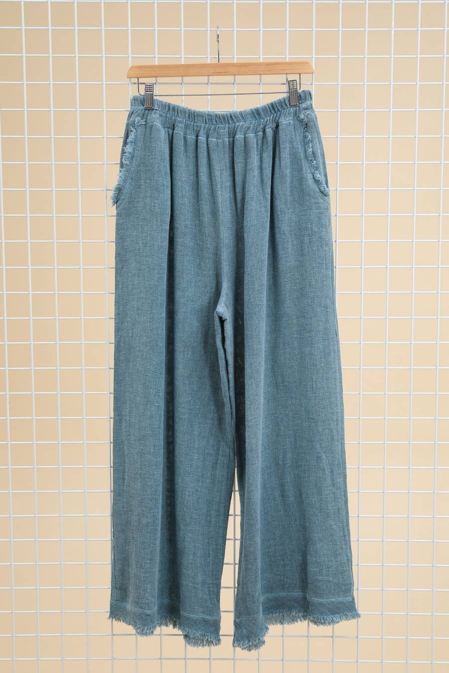 Lea & Luc - Grandes Tailles - Wholesale Pants - Women's - Plus size linen trouser SKU 999814