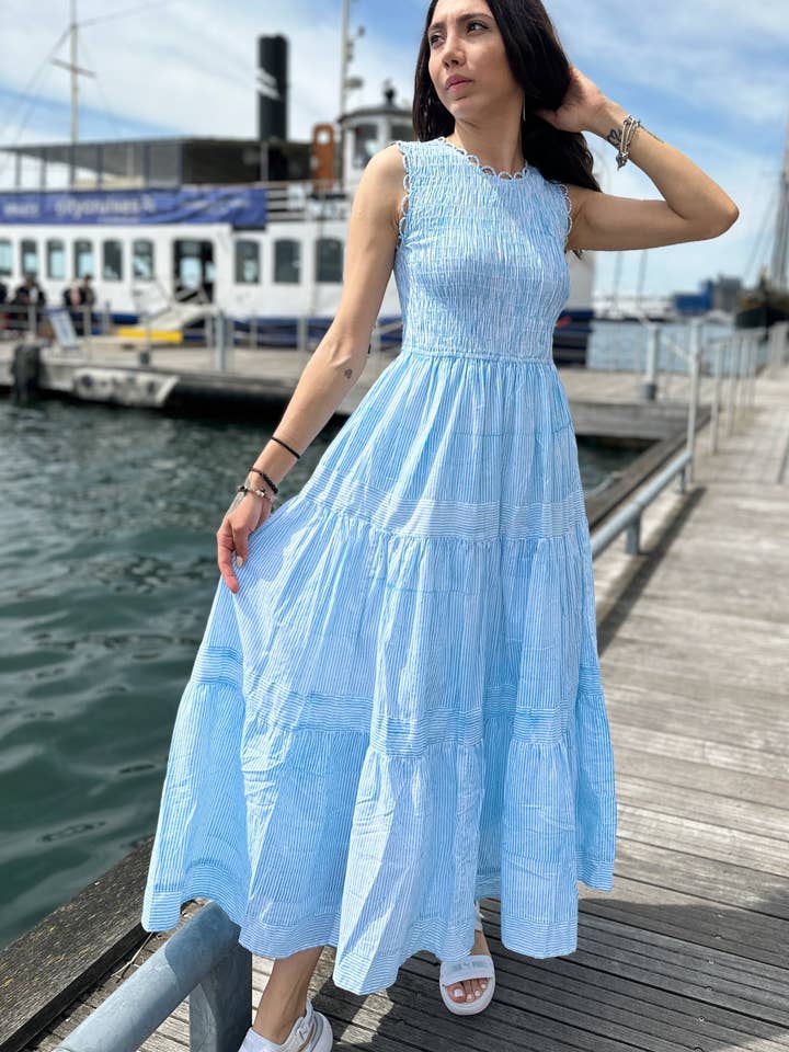 Robe Brynlee pour la vente par Zeaberg