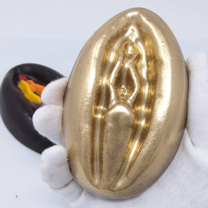 Wild Angel Treats, LLC - Wholesale Chocolate - Vulva Vagina Solid Chocolate-option Gold Dust Pride Rainbow