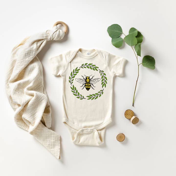 Body bambino con ape acquerello con ghirlanda per la vendita all'ingrosso da parte di Love You a Latte Shop