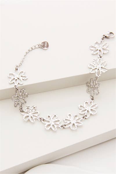 BELLISSIMA BIJOUX - Wholesale Wristband - Openwork Flower Bracelet in Stainless Steel3