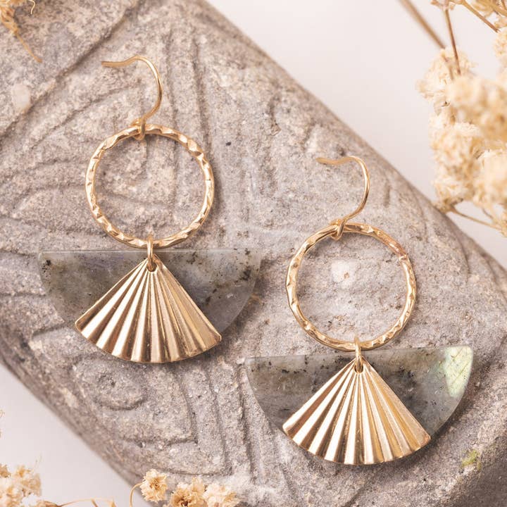 Orecchini Vietnam per la vendita all'ingrosso da parte di ZOAJE