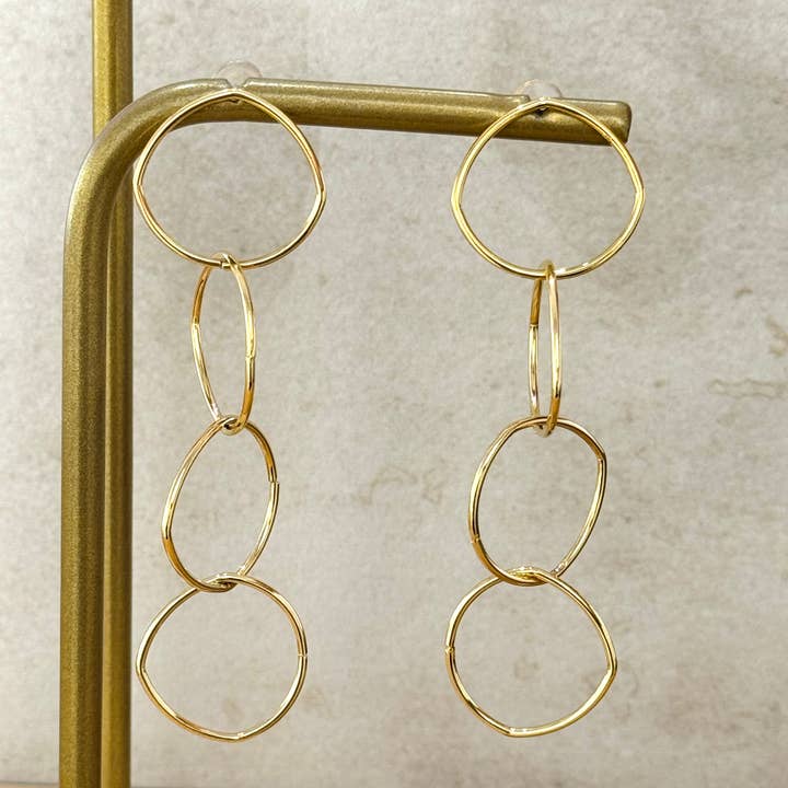 Cassette Barcelona - Wholesale Dangle Earrings - Cheti Geometric Dangle Earrings
