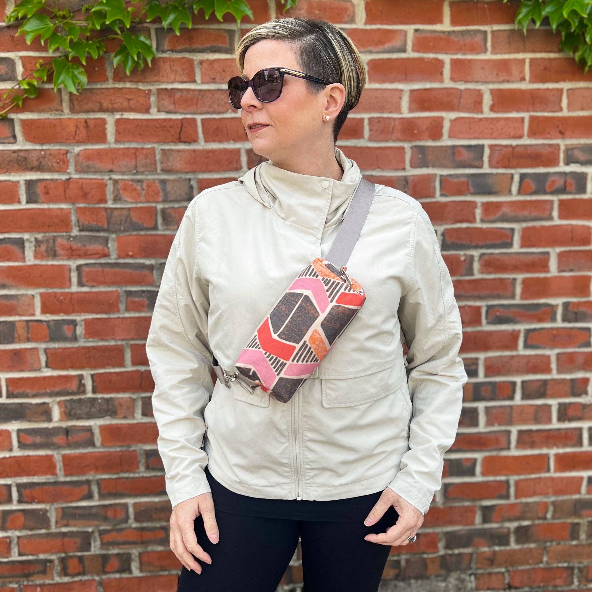 Crosscut Sewing Co. - Wholesale Belt Bag - Women's - Belt Bag Sewing Kit - Supplies, Printed Pattern and Video Tutorial34