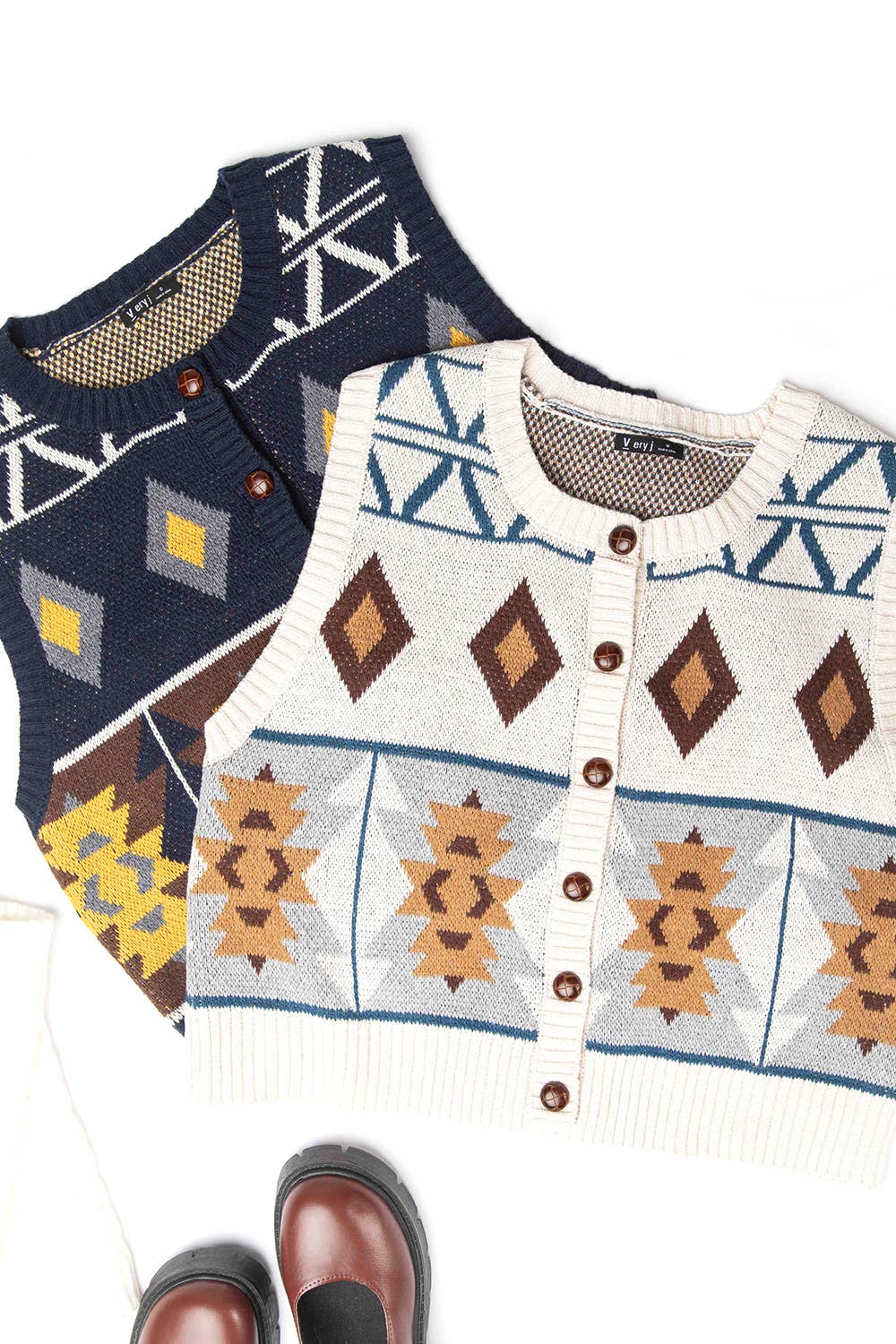 VERY J - Wholesale Sweater Vest - Women's - 12W2661V-Aztec Graphic Button Down Knit Sweater Vest2