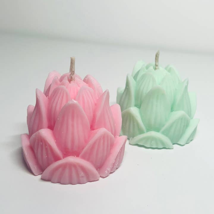 Lotus flower candle for wholesale by Meli beauty