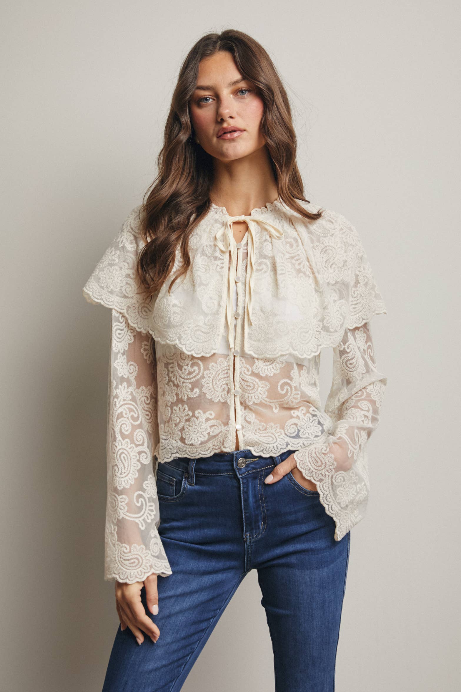 Forte - Wholesale Blouse - Women's - Sheer Embroidered Lace Blouse FT001611