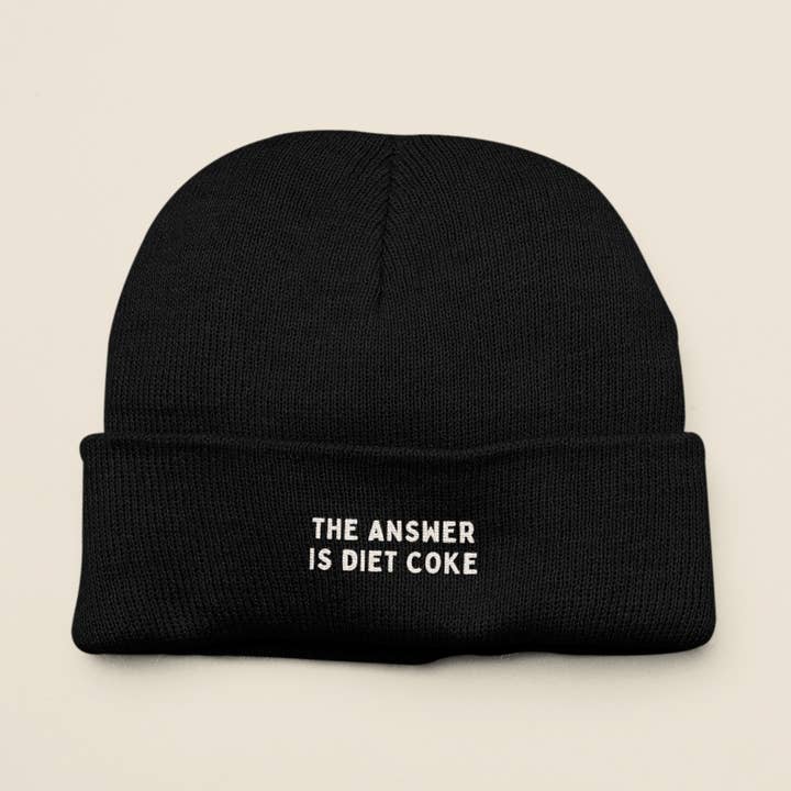 La respuesta es Diet Coke | Gorro de lana para venta al por mayor de Wisdom and Wonder Designs