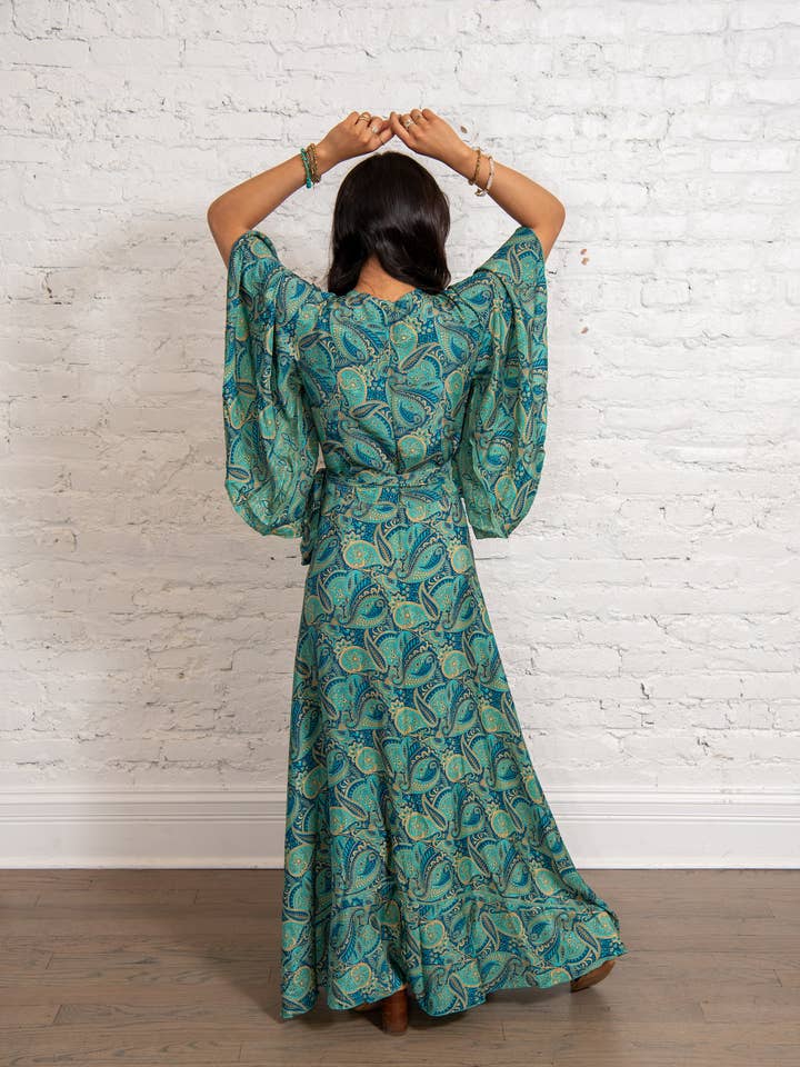 Baizaar - Vendita all'ingrosso Vestito - Donna - Abito a portafoglio con maniche svolazzanti Sari L/XL5