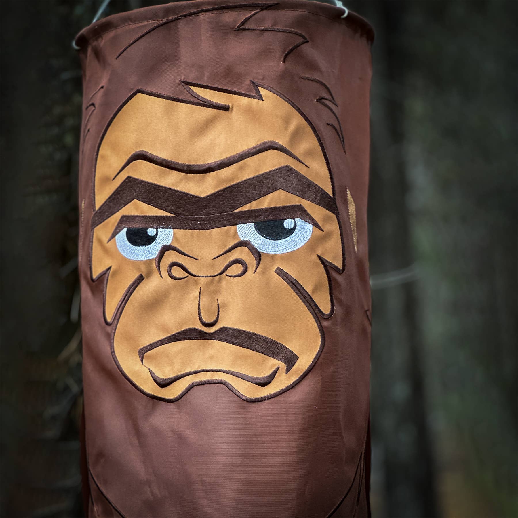 In the Breeze, LLC. - Vente Drapeaux - Bigfoot Breeze Buddy 72 pouces plus grand1