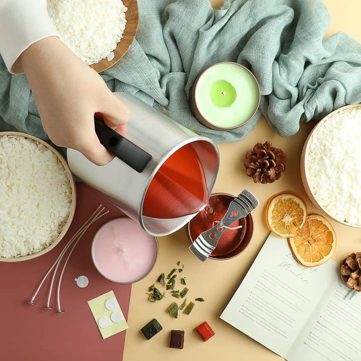 Clara Clark - Wholesale DIY Craft Kit - H&H Natural Soy Candle Making Kit with Dried Flowers6