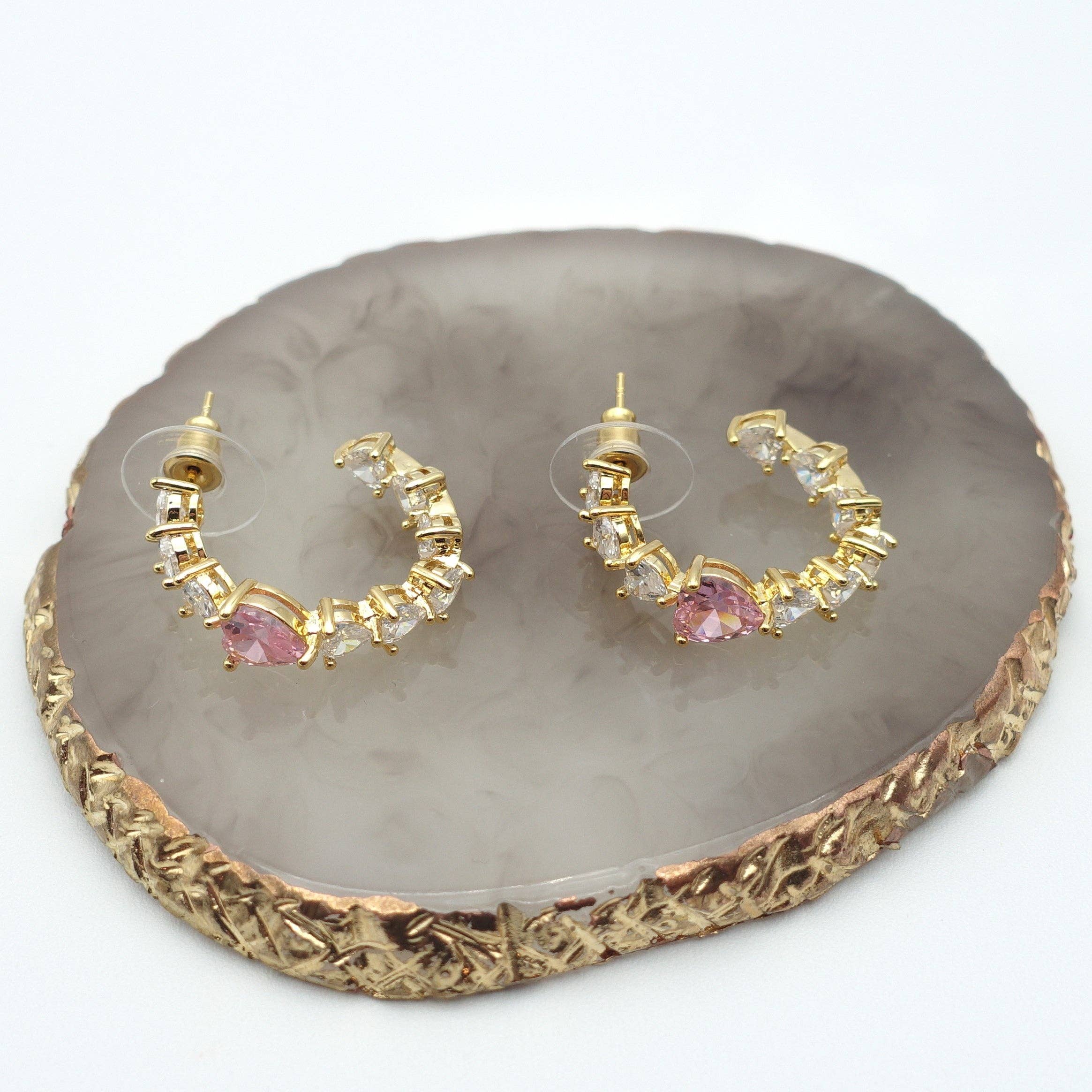 Daemon srls – wholesale Hoop-örhängen – CHERIE - STORT hjärta - orecchini en cerchio con cubic zirconia a forma di cuore3