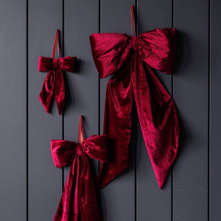 Luxe B Co - Wholesale Christmas Decoration - Bows Red Velvet Fabric2