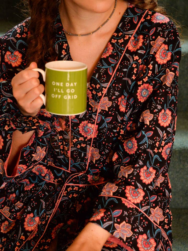 My Doris – wholesale Robe – Women's – BLACK AND PINK FLORAL DRESSING GOWN ROBE2