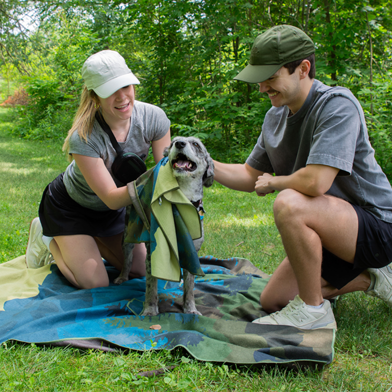 Sprints - Wholesale Sports Towel - Grizzly Guide Party Size Towel2