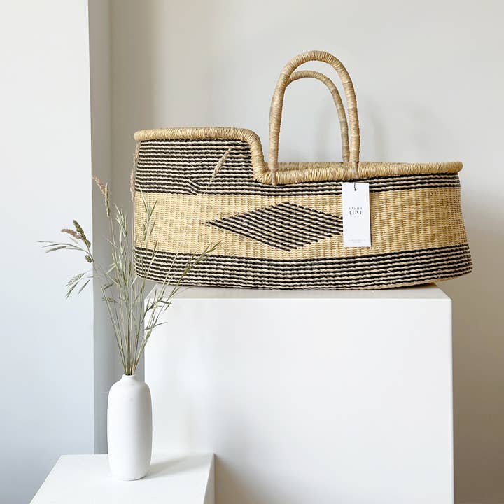 UNIQUE LOVE Design - Wholesale Bassinet - Baby - MOSES BASKET - IN HARMONY WITH NATURE - ETHNO0