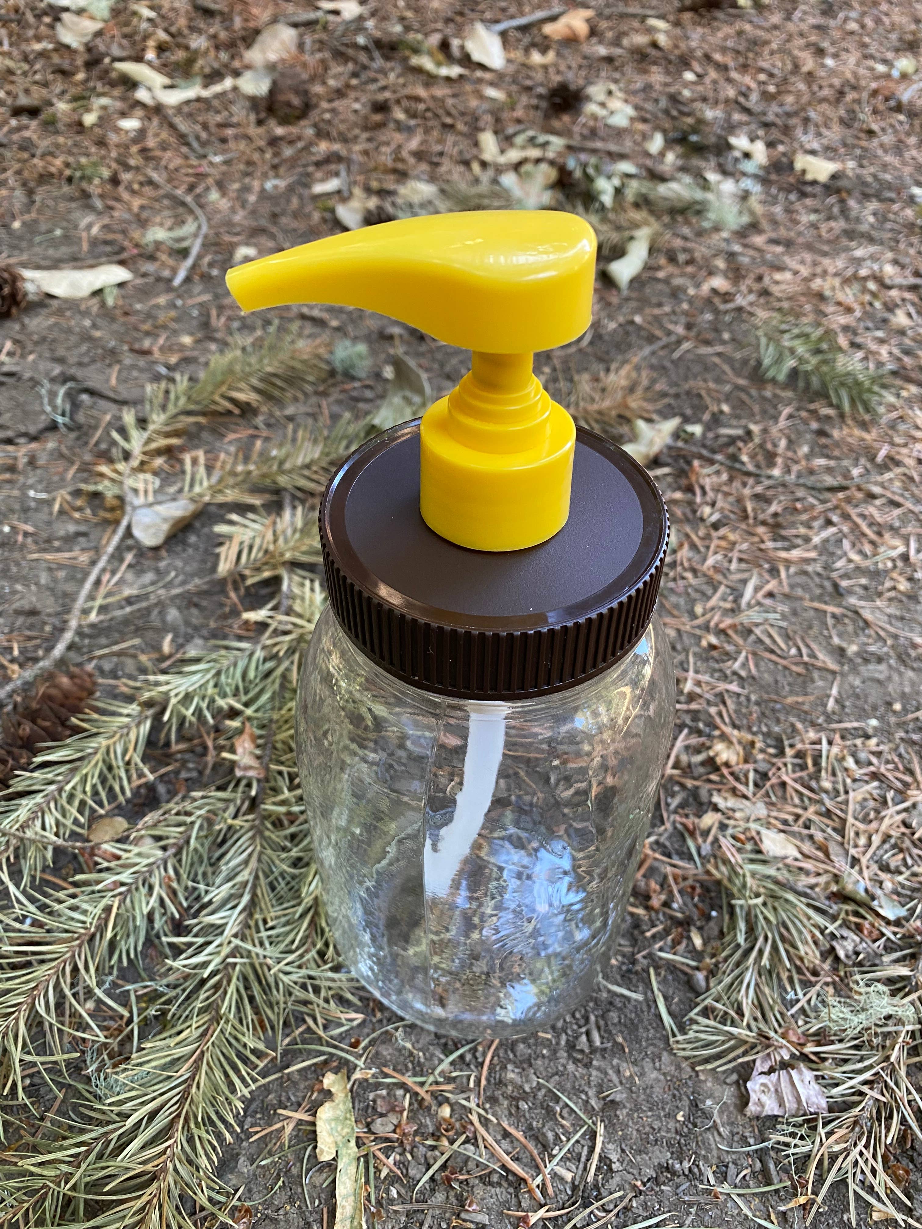 Simple Sundries, LLC - Wholesale Jar - Charlie Brown & Yellow, Mason Jar Pump Lid- QUART length1