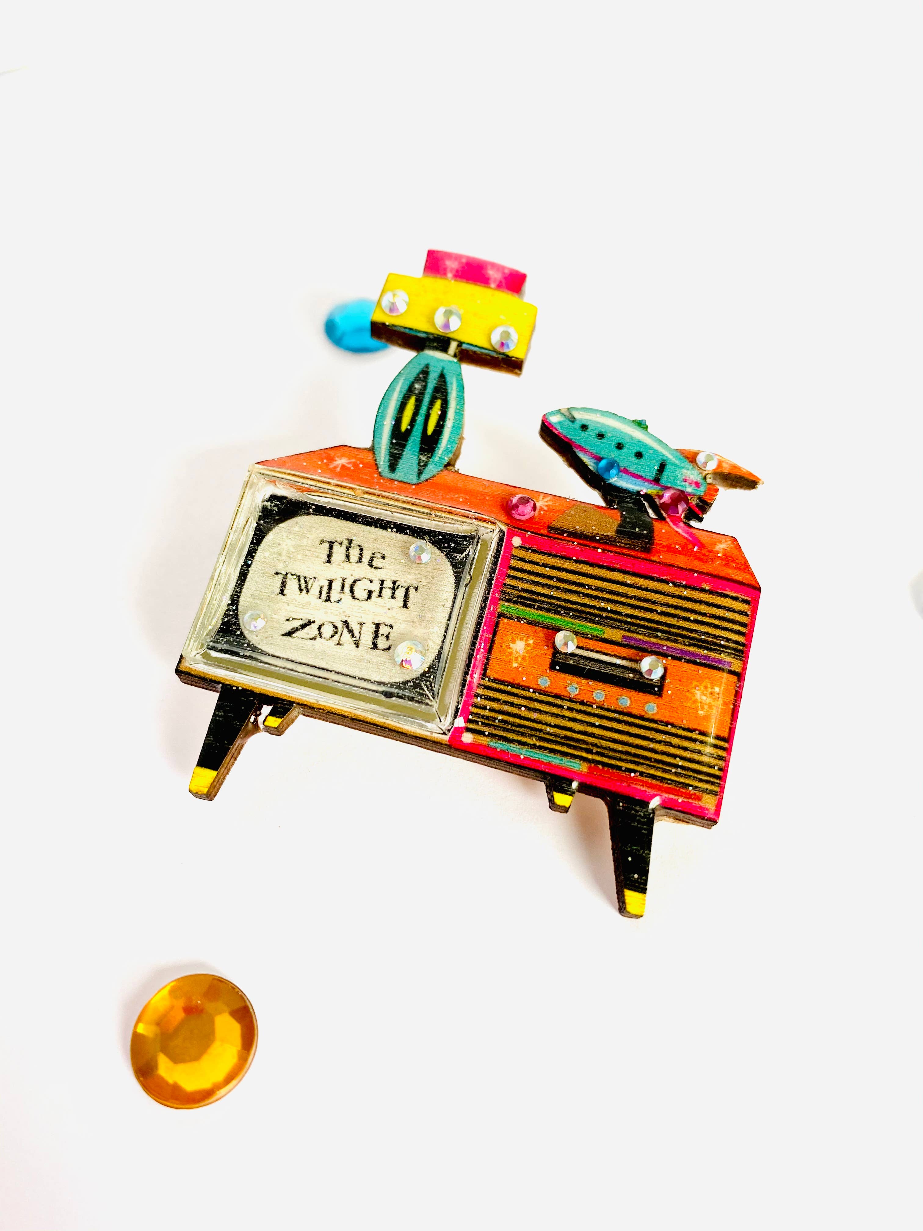 Rosie Rose Parker - Wholesale Brooch - Retro tv brooch colourful summer brooch statement unusual8