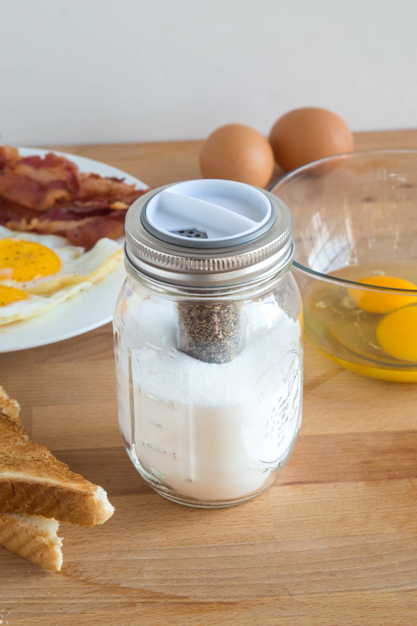 Fox Run Brands - Wholesale Salt & Pepper Shaker Set - Jarware Salt and Pepper Shaker for Regular Mouth Mason Jar2