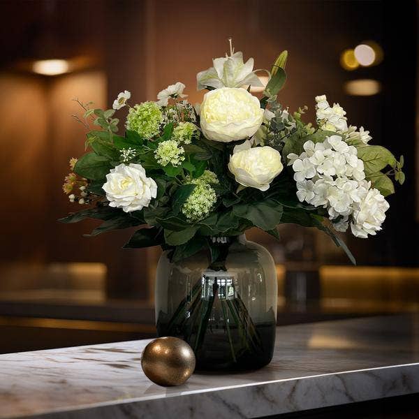 Oasis of Life - Wholesale Artificial Flowers - Artificial Flower Bouquet – White Dream – 60cm – High-quality artificial flowers in white – Hand-tied bouquet with lifelike blossoms & leaves – Decoration & gift idea1