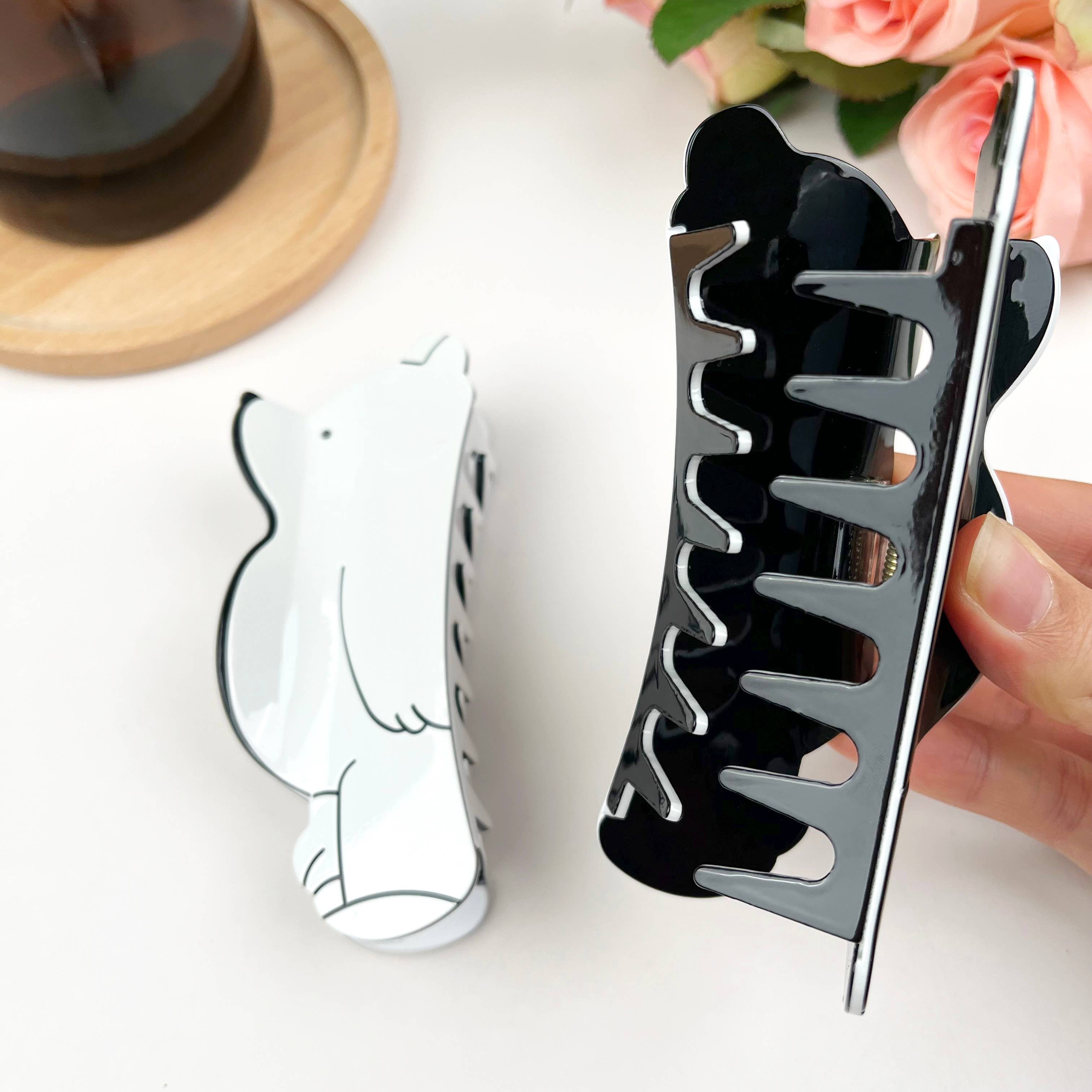 TheDivaSoap – Clips para cabelo - Mulher por atacado – Grampos de cabelo de urso fofo de acetato com clipe de garra de animal de urso branco grande4