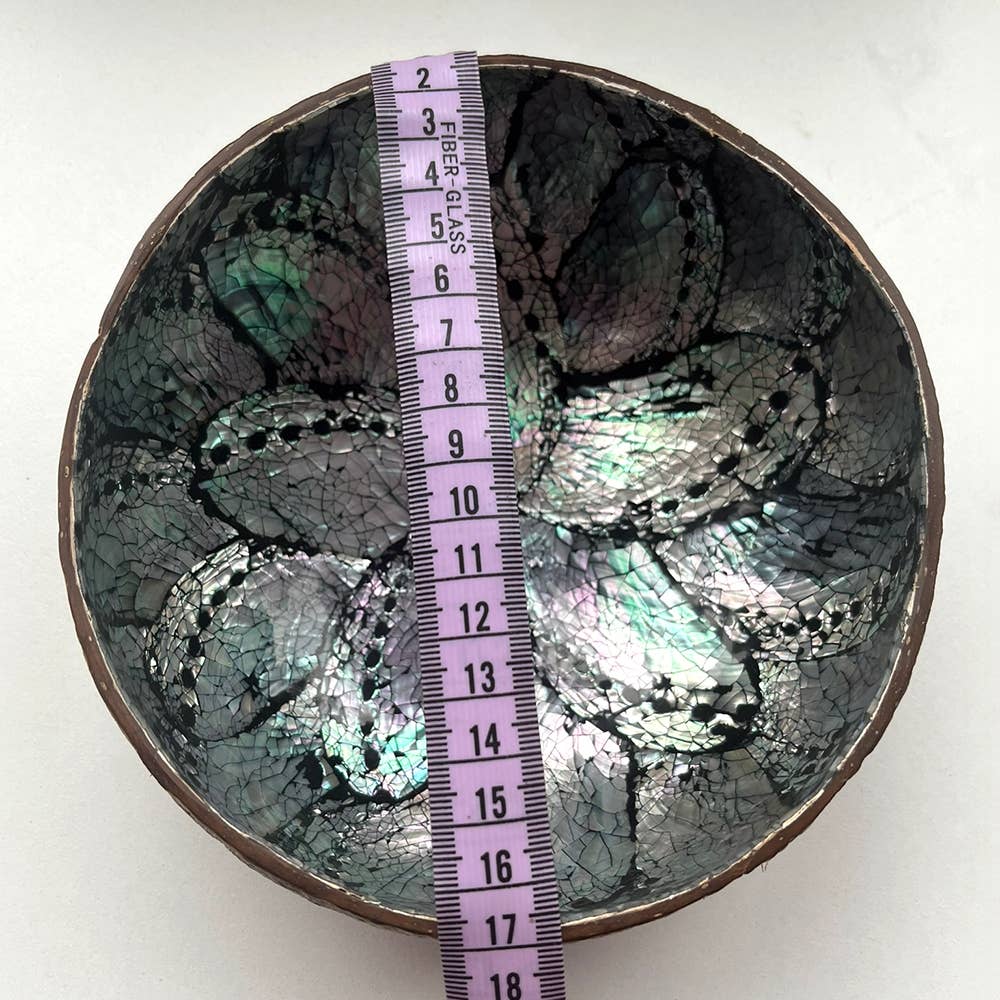 VIE – Engroshandel Pyntetallerken/skål – Skaalskål i kokosnøddeskal med abaloninlæg4