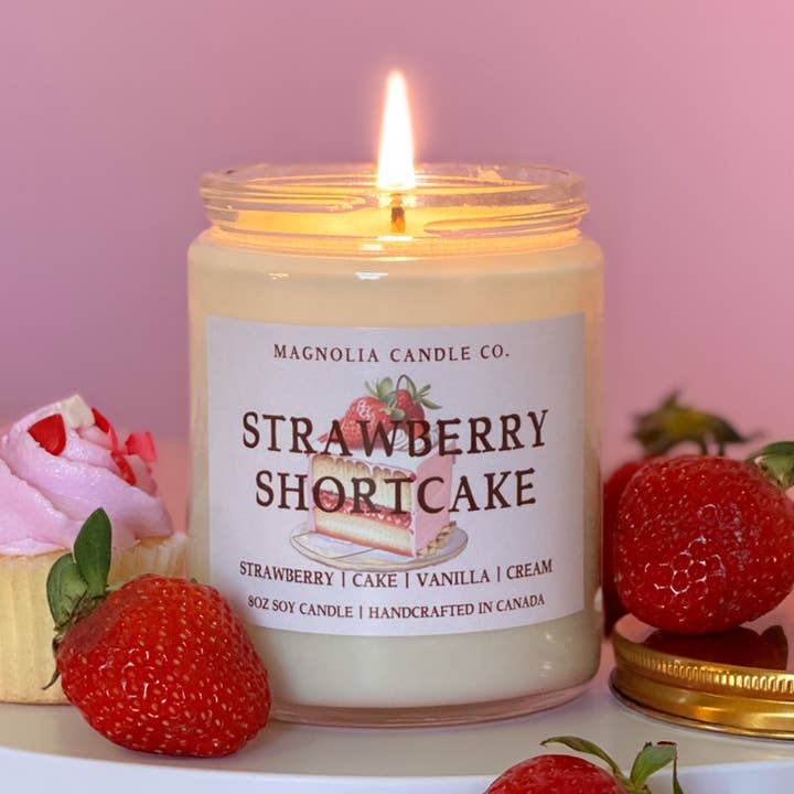 Magnolia Candle Company - Vente Bougie en bocal - Shortcake à la fraise - Bougie été | printemps 8oz0