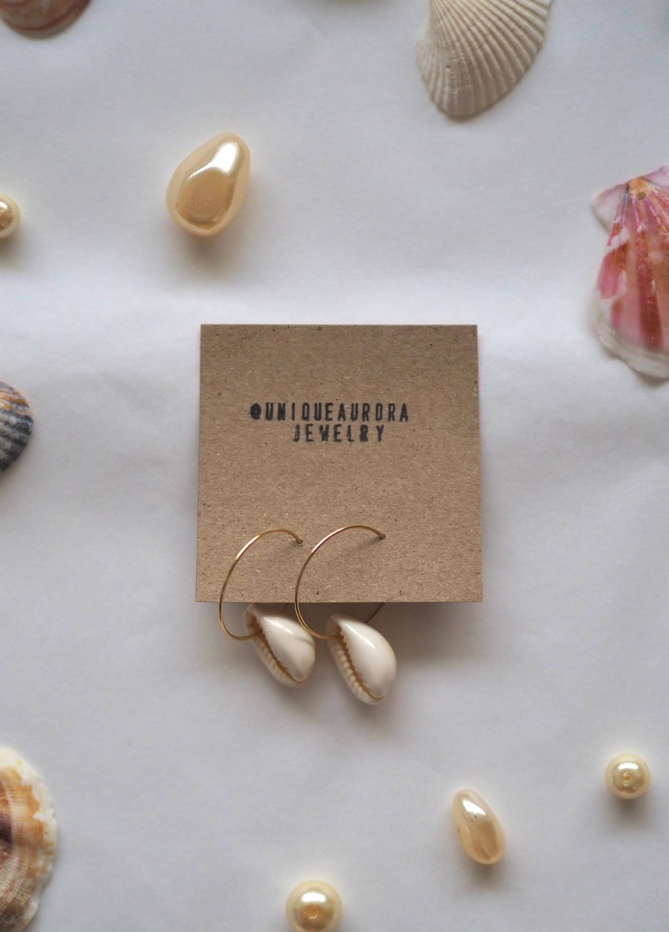 UniqueAuroraJewelry - Wholesale Dangle Earrings - Cowrie Shell Earrings | Sustainable jewelry1