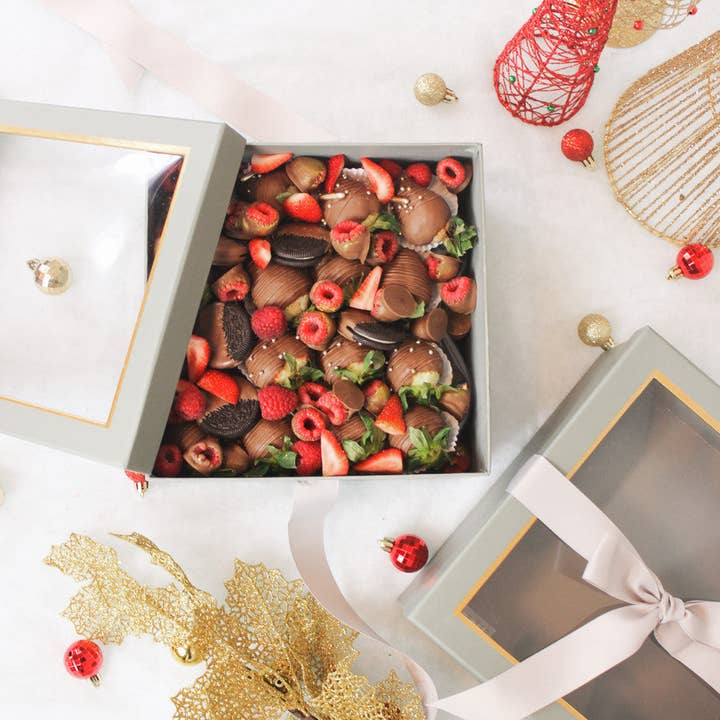 Elegant Design Supply - Wholesale Gift box - Square Gift Box with Clear Lid and Ribbon - Various Colors - For Luxury Flower/ Gift / Chocolate Strawberry Arrangements20