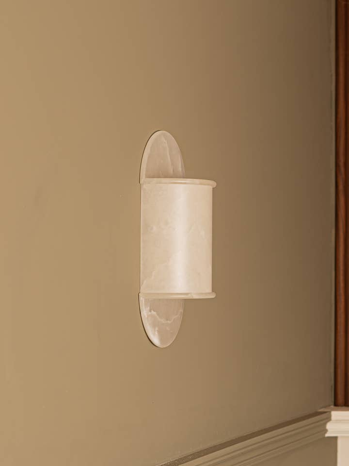 Applique murale Pilolo Albâtre Blanc pour la vente par Simone et Marcel