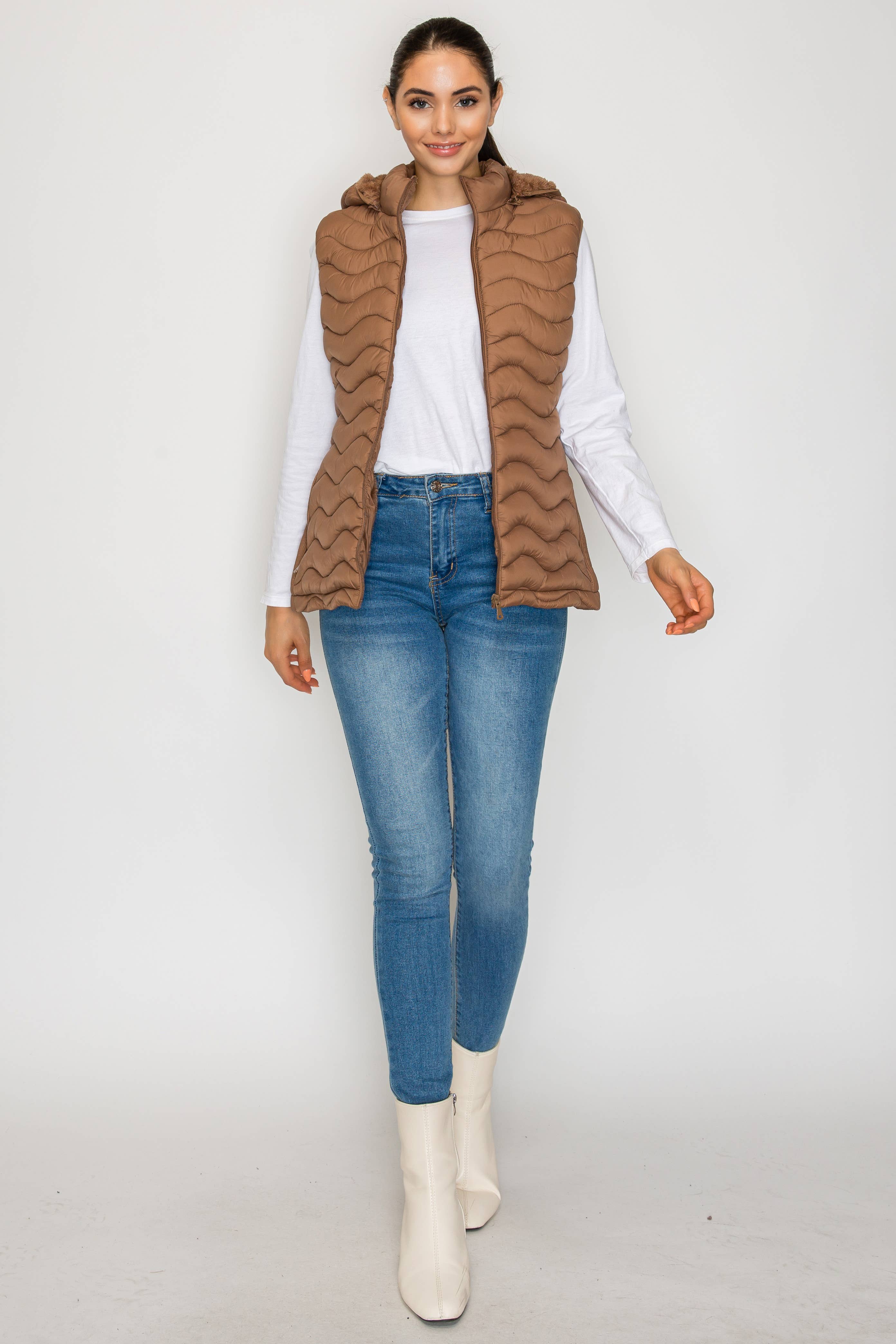 V390 Damväst med huva utan ärmar (V390) för wholesale på Faire0