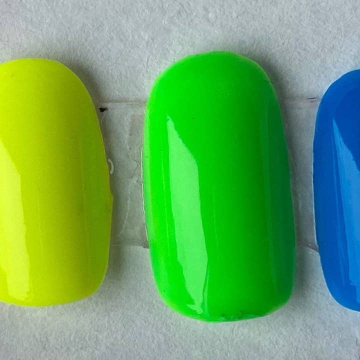 Space Witch Nails - Wholesale Press-On/Fake Nails - Tubular Neon 80s Rainbow Skittles Colorful Nails2